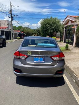 Muy Bueno 2017 Suzuki Ciaz lleno