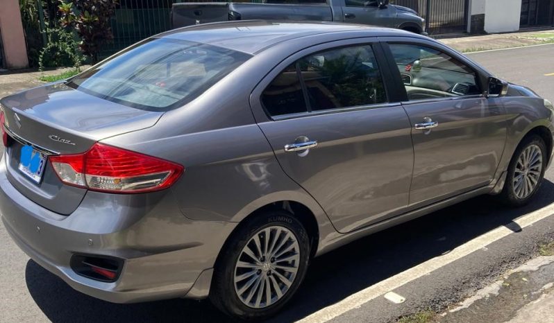 Muy Bueno 2017 Suzuki Ciaz lleno