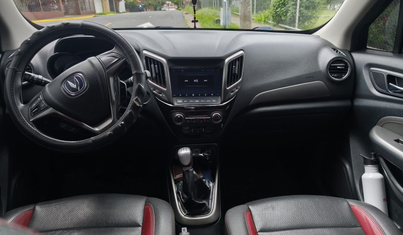 Muy Bueno 2018 Changan CS15 lleno
