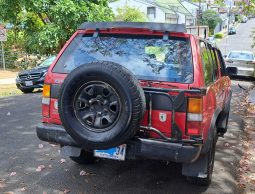 Bueno 1993 Nissan Hardbody Truck lleno