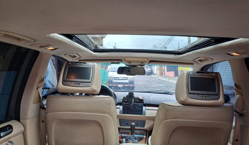 Excelente 2005 BMW X5 lleno