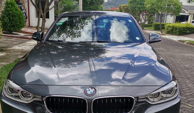 Excelente 2017 BMW 3-Series lleno