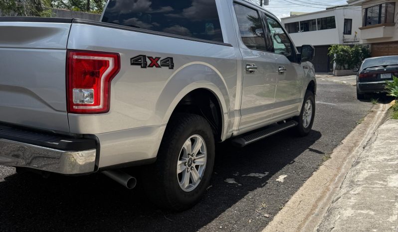 Excelente 2016 Ford F-Series (F150, F250, F350, F450) lleno