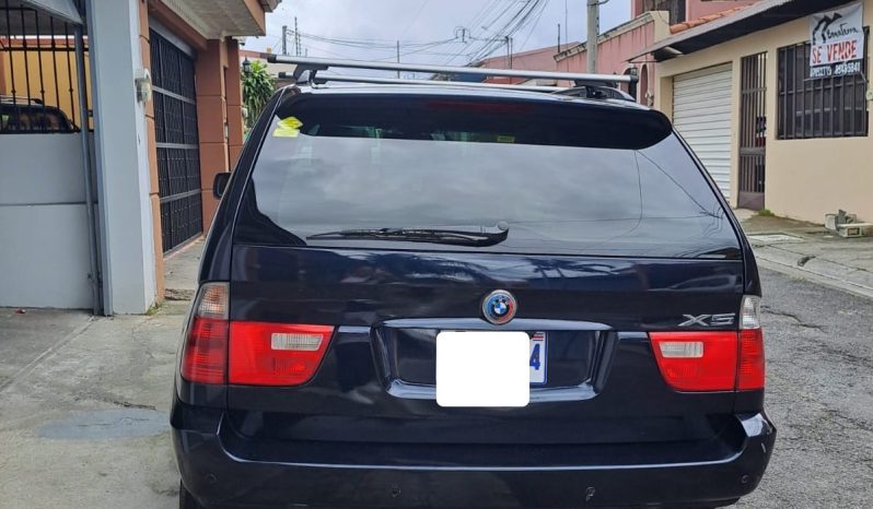Excelente 2005 BMW X5 lleno