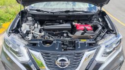 Excelente 2020 Nissan Rogue lleno