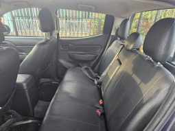 Excelente 2021 Mitsubishi L200 lleno