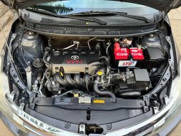 2014 Toyota Yaris lleno