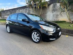 2017 Hyundai Accent lleno