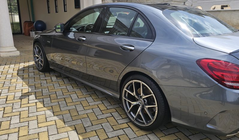 2017 Mercedes AMG GT lleno