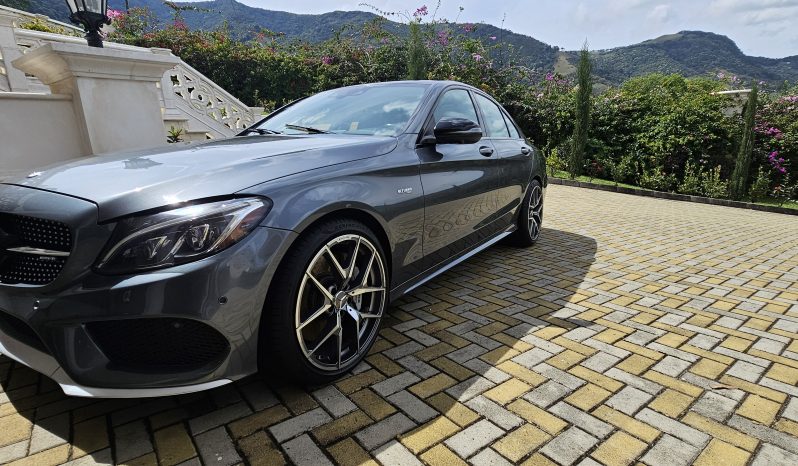 2017 Mercedes AMG GT lleno